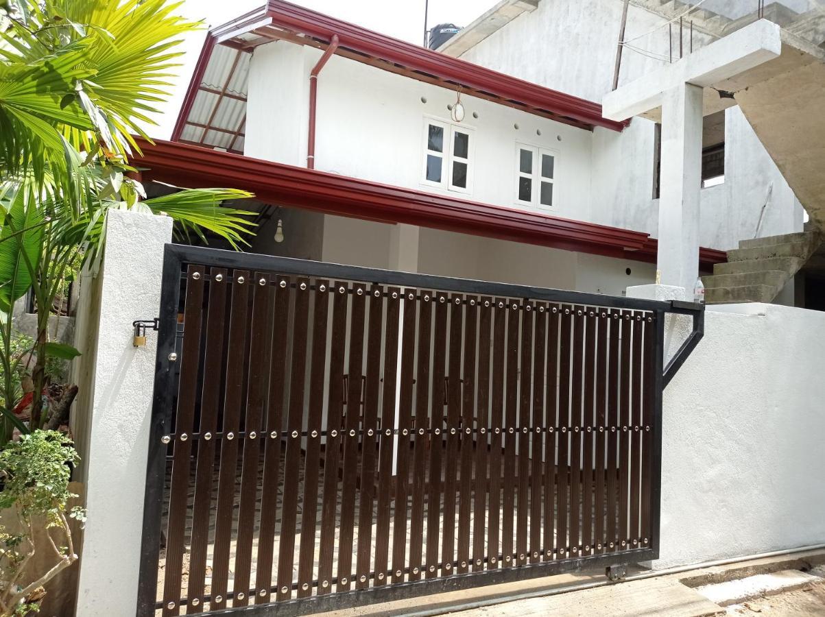 Surf & Salt Apartment Weligama Exterior photo