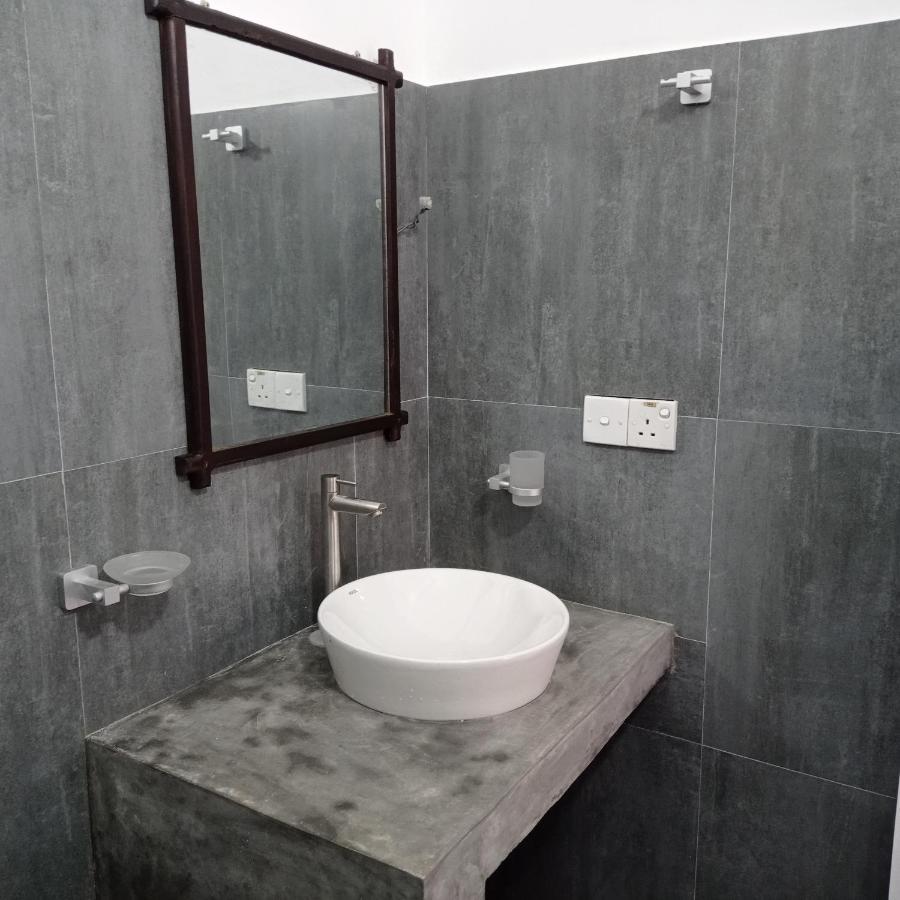 Surf & Salt Apartment Weligama Exterior photo