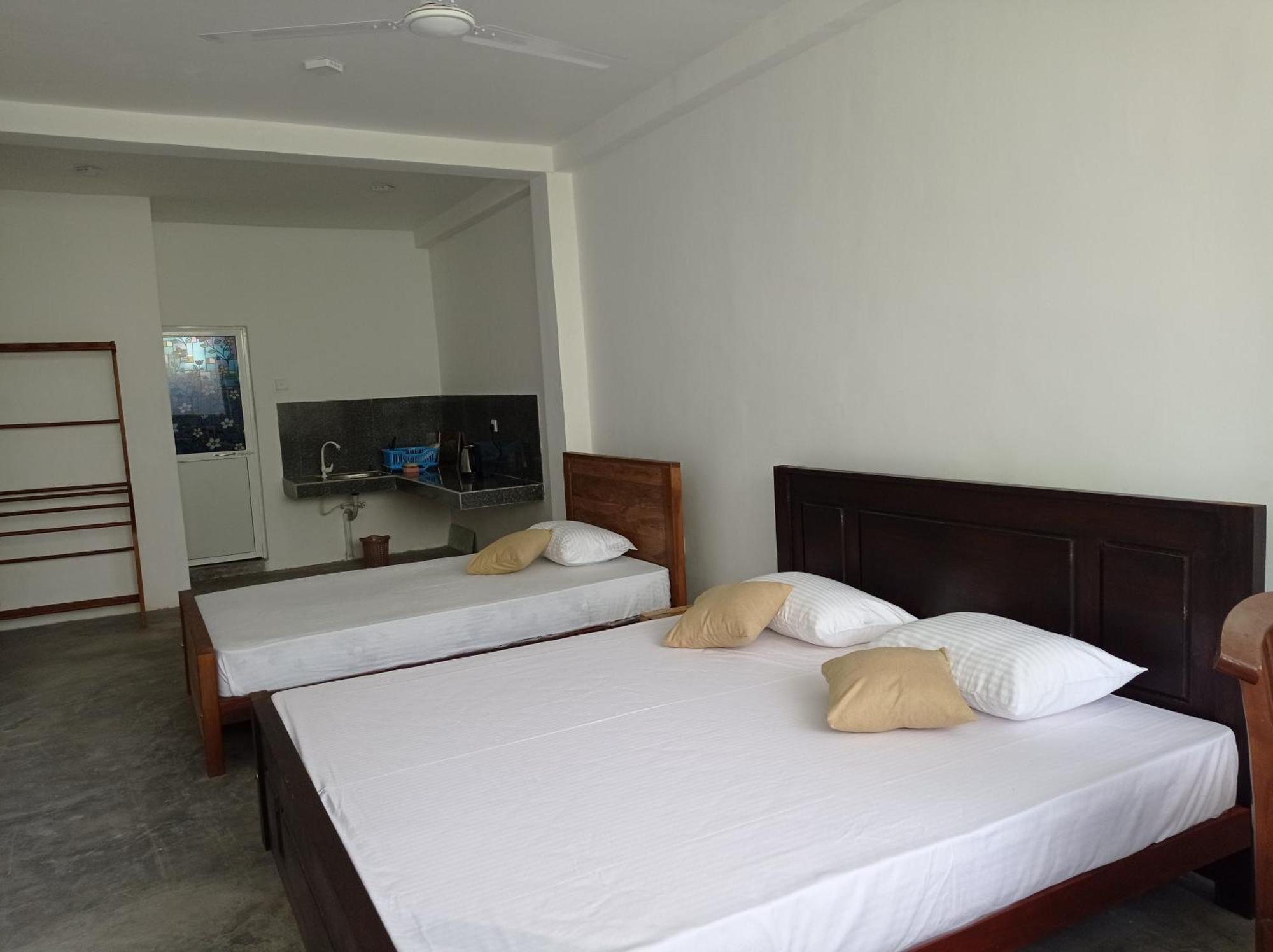 Surf & Salt Apartment Weligama Exterior photo