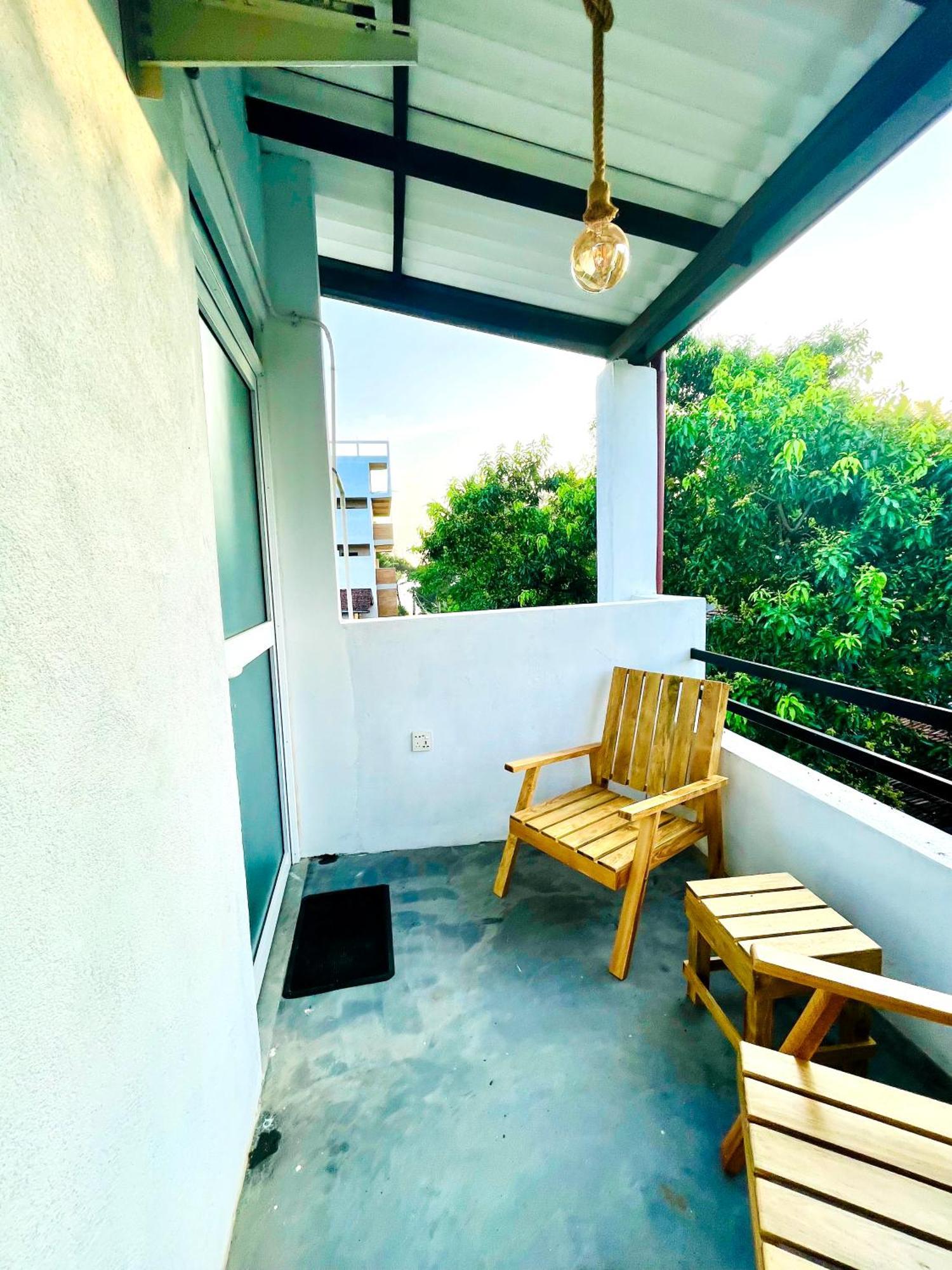 Surf & Salt Apartment Weligama Exterior photo