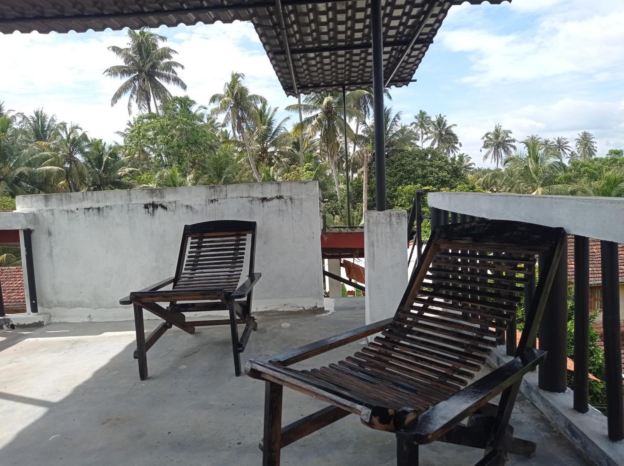 Surf & Salt Apartment Weligama Exterior photo